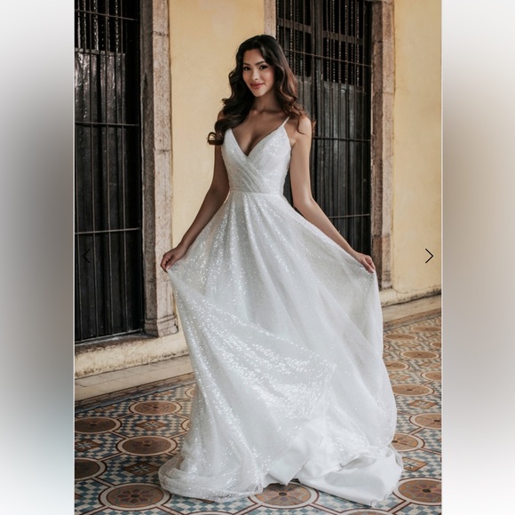 Abella wedding dress, bridal gown, Fall 2023, Sequin, Sparkle - Picture 1 of 16